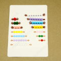 Rozklad čísel do 10 - rozklad čísla 7 priamo na karte (Farebný perlový materiál nie je súčasťou pomôcky)